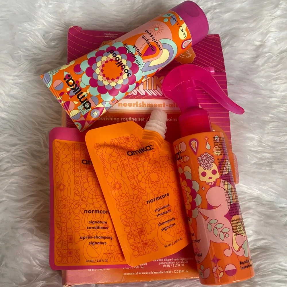 amika‎ Nourishment-ality Nourishing Routine Hair Gift Set, New in box